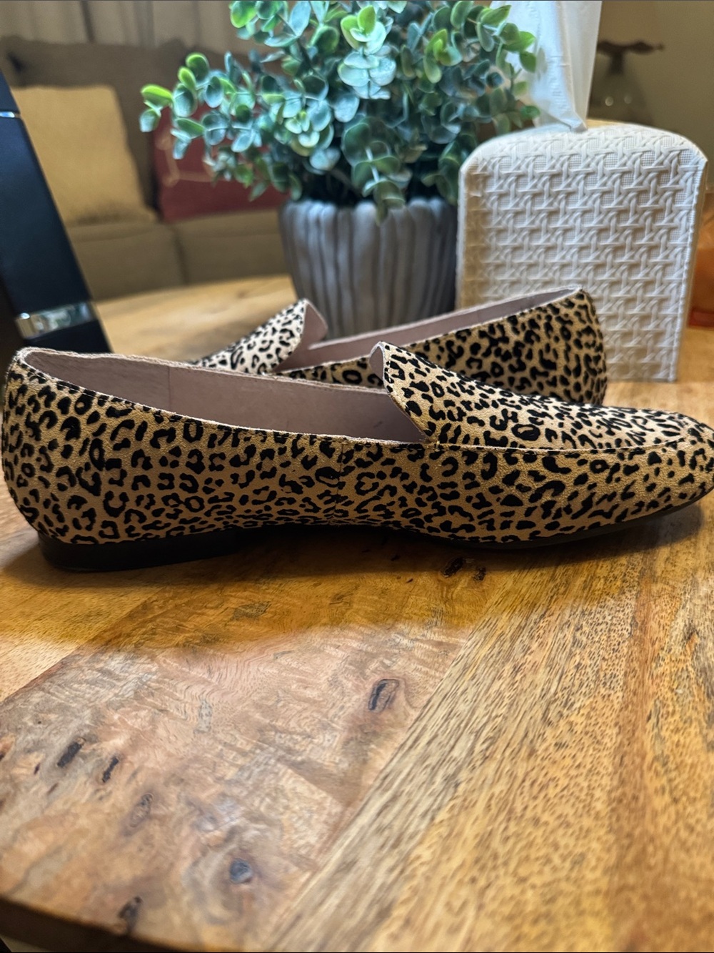 Gianni Bini Leopard Print Slip-On Loafers - Beige & Black Size 9 - Picture 8 of 10